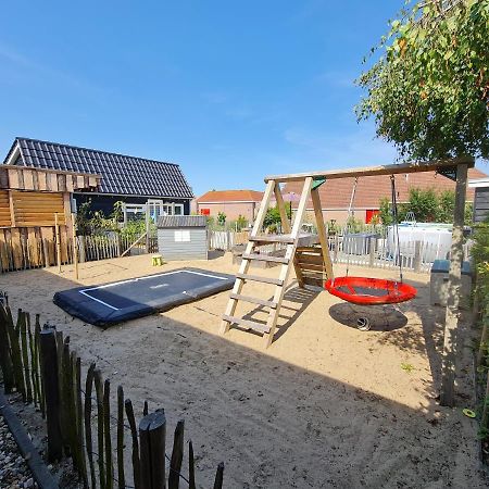 Wellness Chalet Met Jacuzzi, Sauna, Omheinde Tuin, Sint Annaland Exterior photo