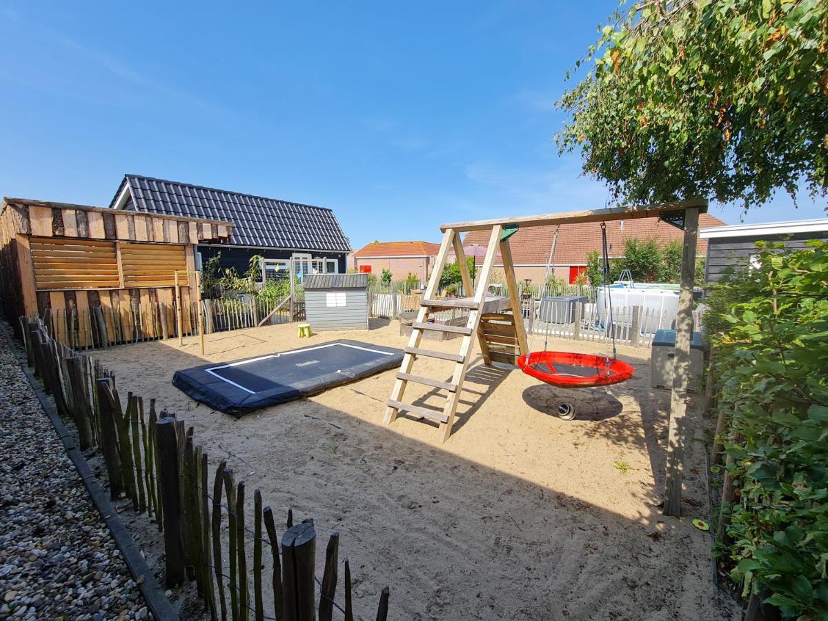 Wellness Chalet Met Jacuzzi, Sauna, Omheinde Tuin, Sint Annaland Exterior photo